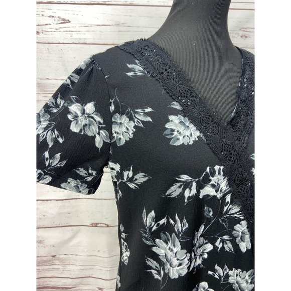 Fred David Faux Crossover‎ Black Floral Print Women’s Size Medium Blouse - Picture 5 of 8